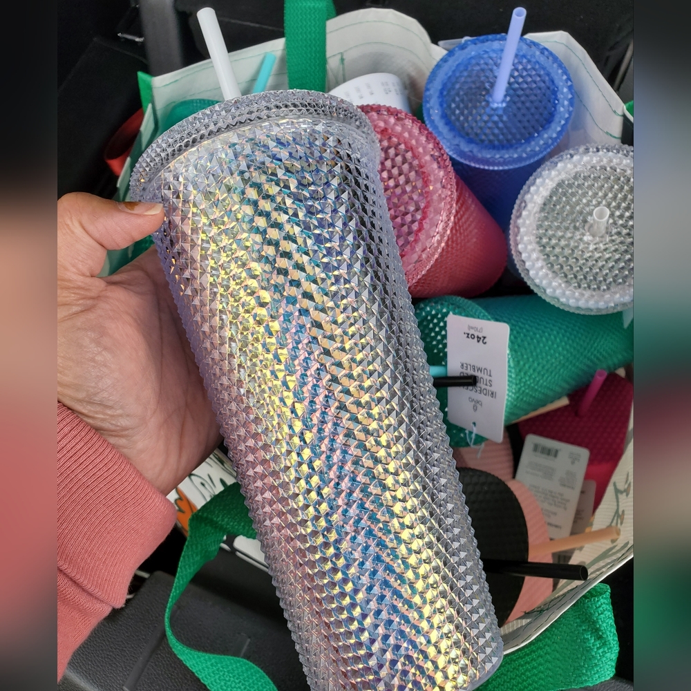 🥤24oz. STUDDED TUMBLERS [Venti Size]